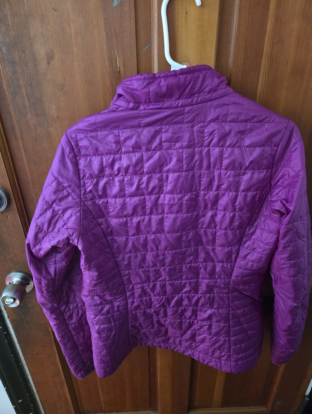 Patagonia Women's Quilted Puffer Jacket - Magenta - Picture 2 of 8